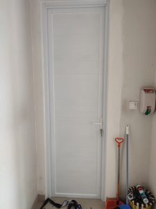 Daun Pintu Alumunium 07