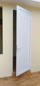 Daun Pintu Alumunium 13